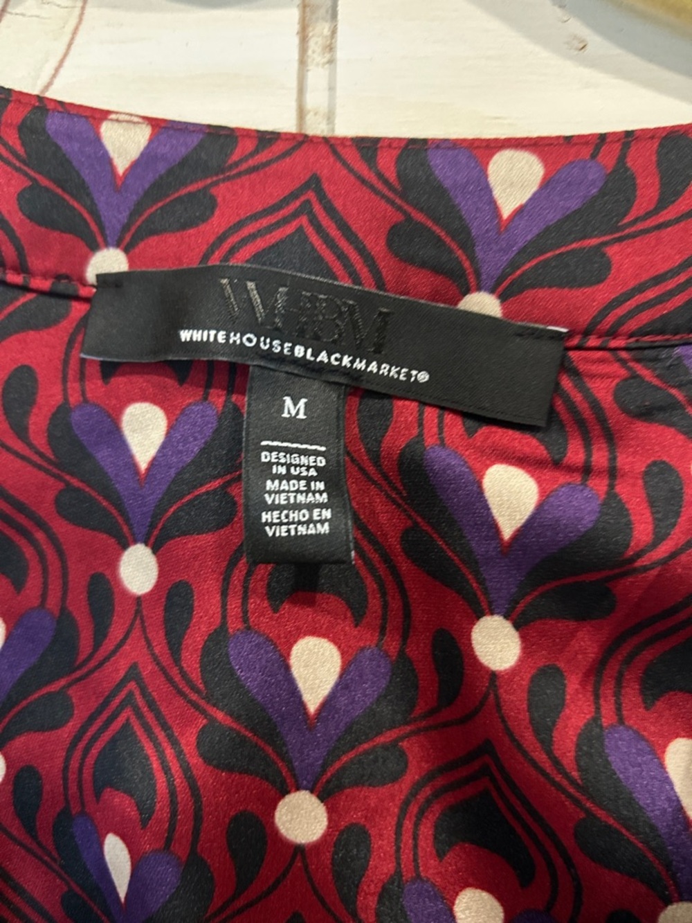 White House Black Market Red and Purple Geometric V-Neck Blouse - Picture 2 of 4